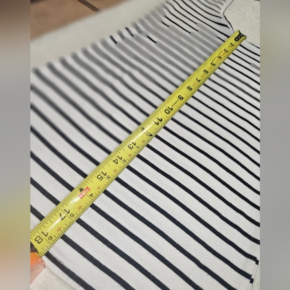 NOLLIE WOMEN'S XS WHITE W/BLACK STRIPES. EXCELLENT CONDITION. MEASUREMENTS. - Picture 10 of 12